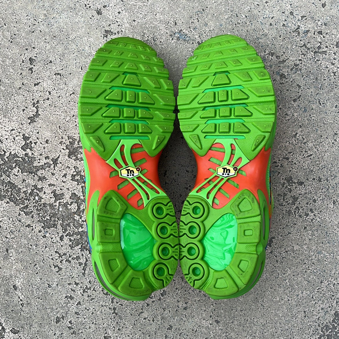 Tn Supreme Green - EU42 / US8.5 / UK7.5
