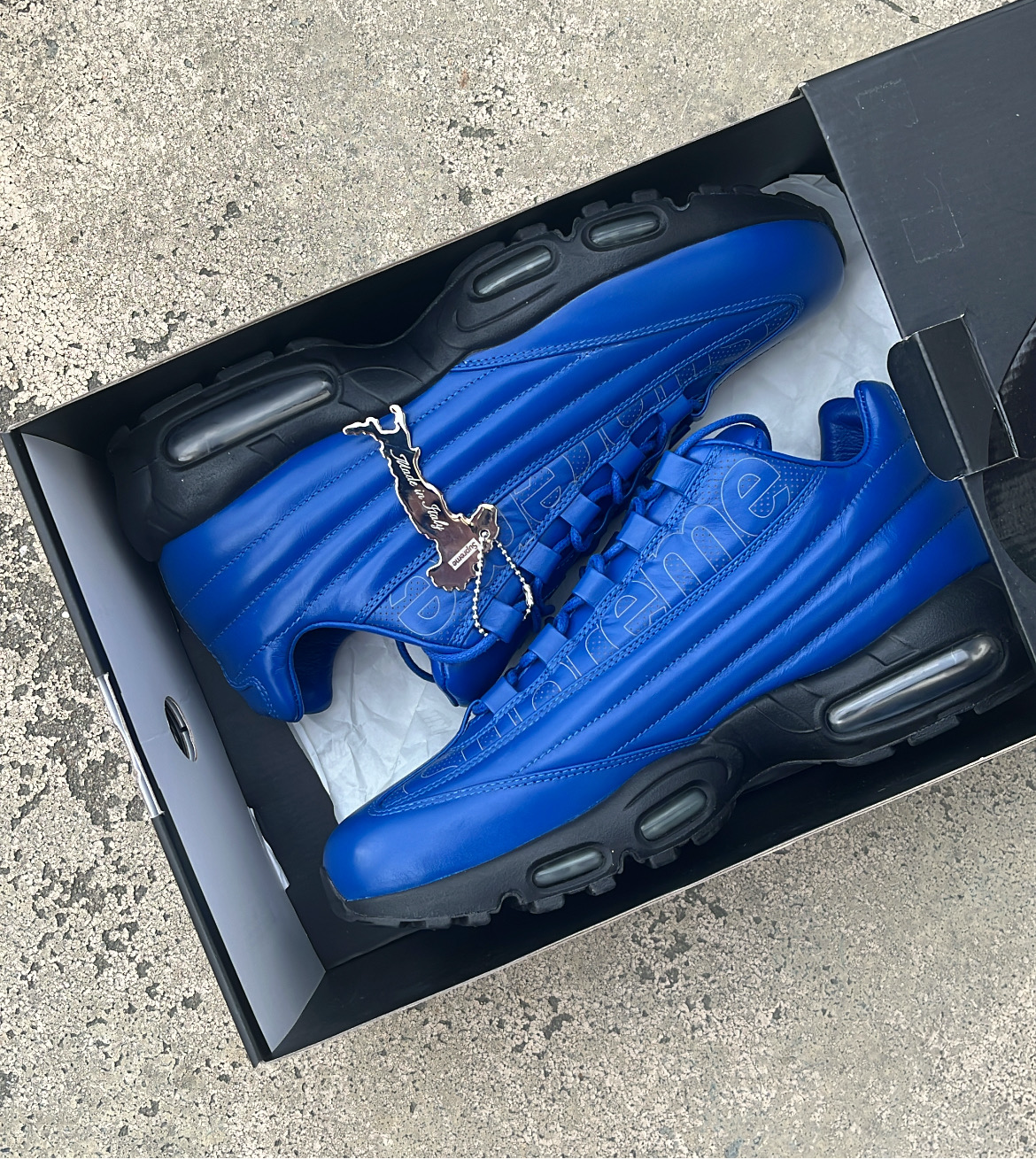 supreme air max blue