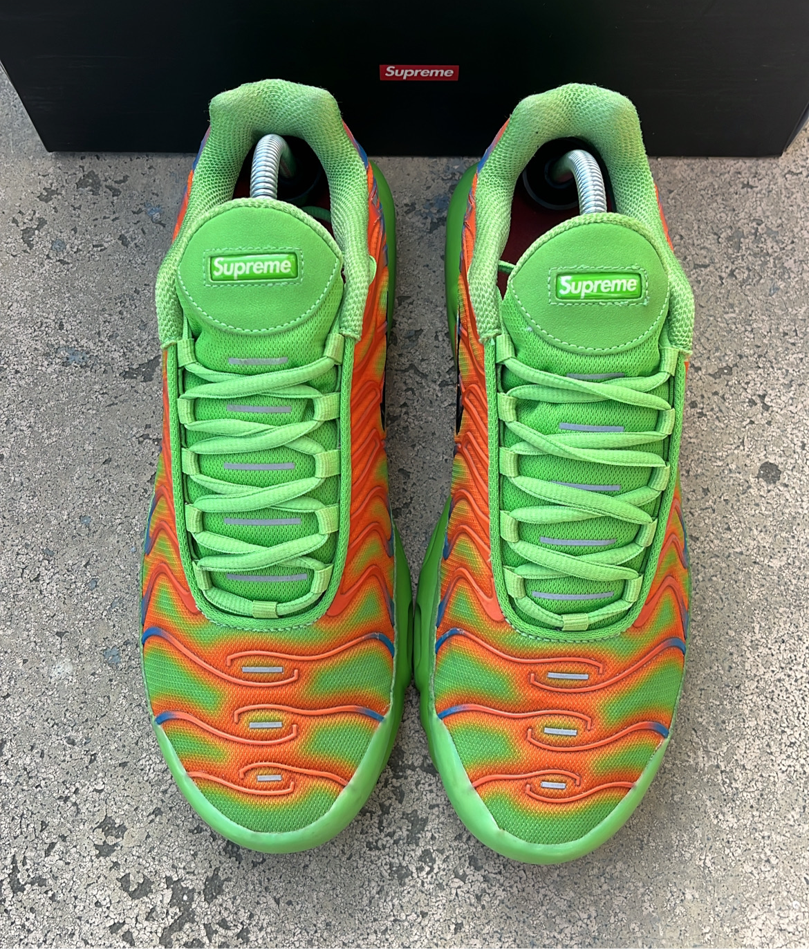 Tn Supreme Green - EU42.5 / US9 / UK8