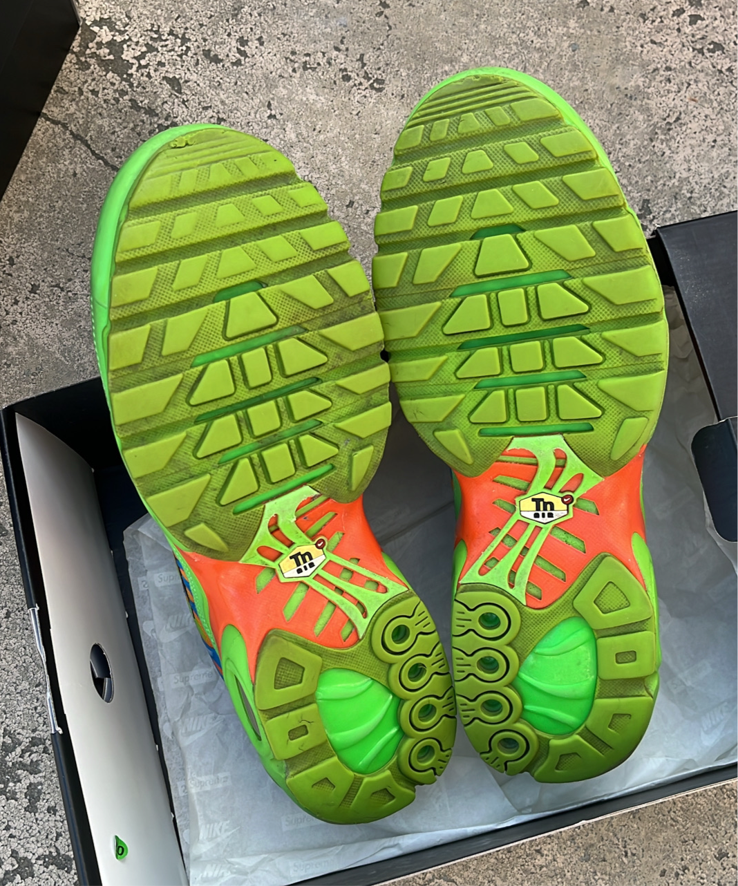 Tn Supreme Green - EU42.5 / US9 / UK8