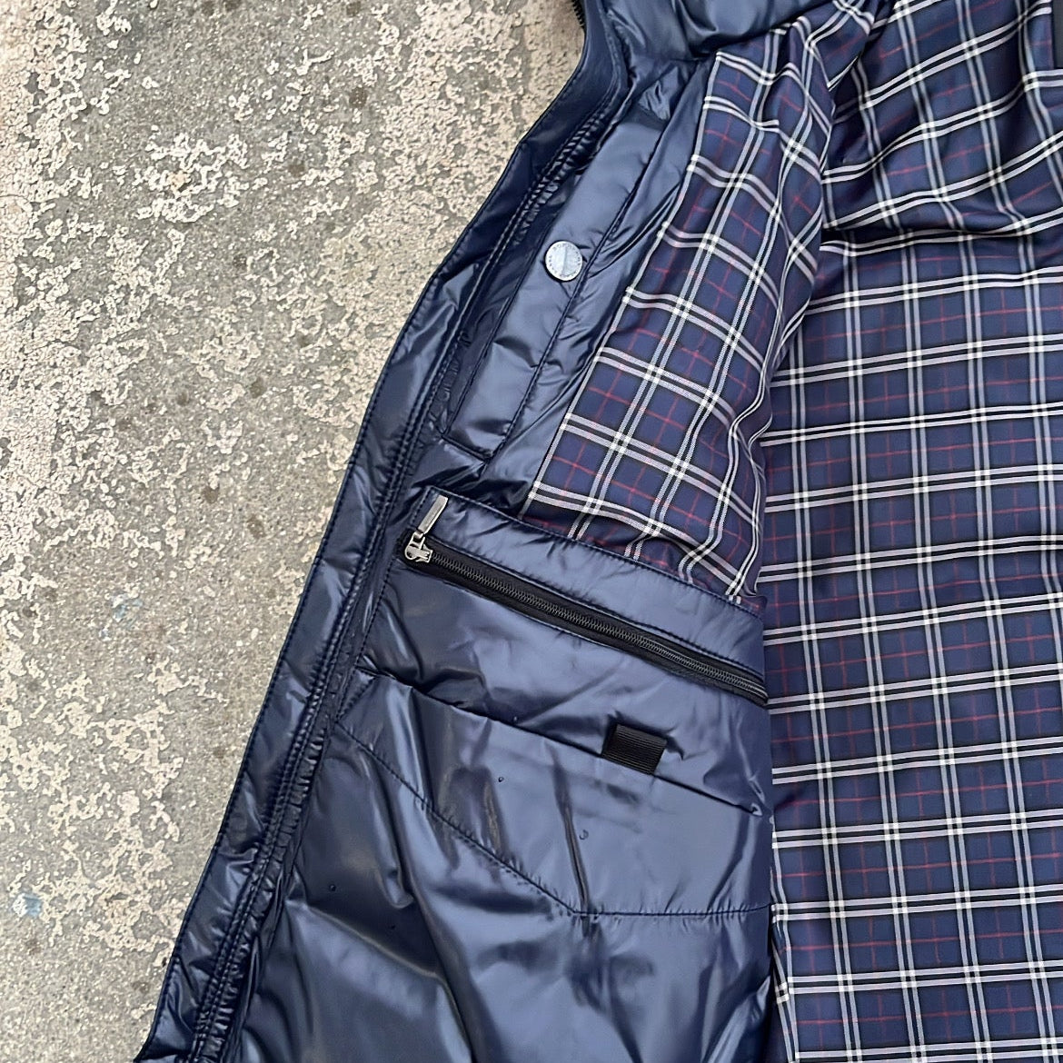 Burberry Black Label Glossy Navy Blue Jacket - M - Real Silver Fox Fur