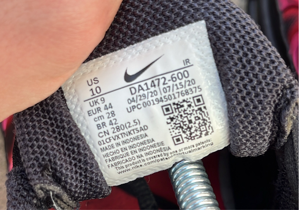 Tn Supreme Red - EU44 / US10 / UK9