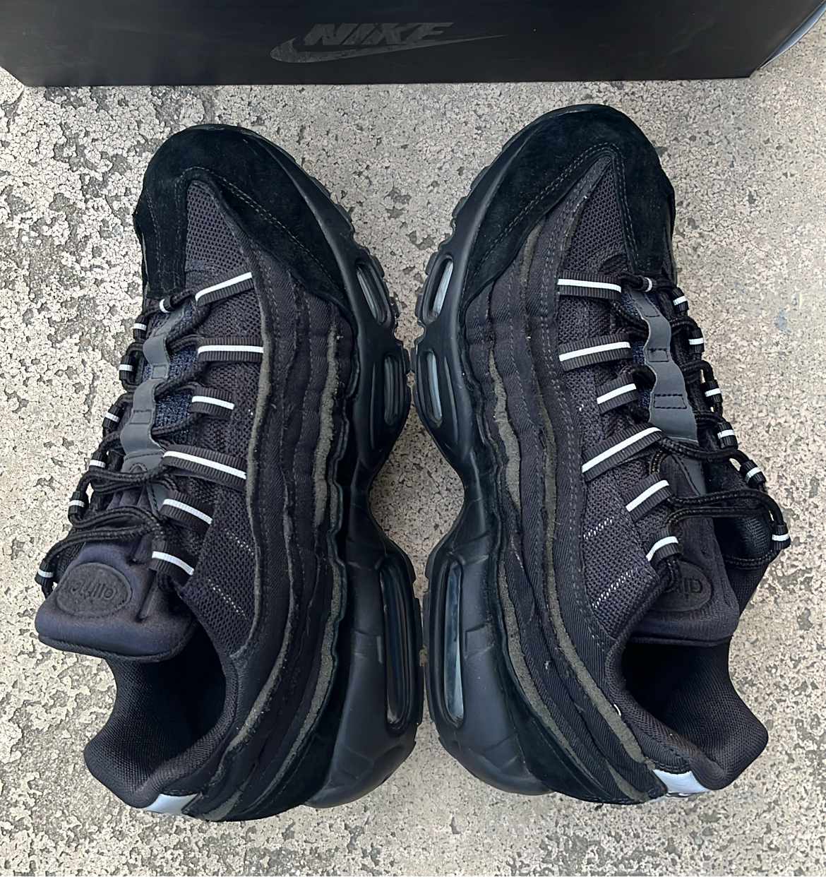 Air Max 95 CDG Black - EU42.5 / US9 / UK8