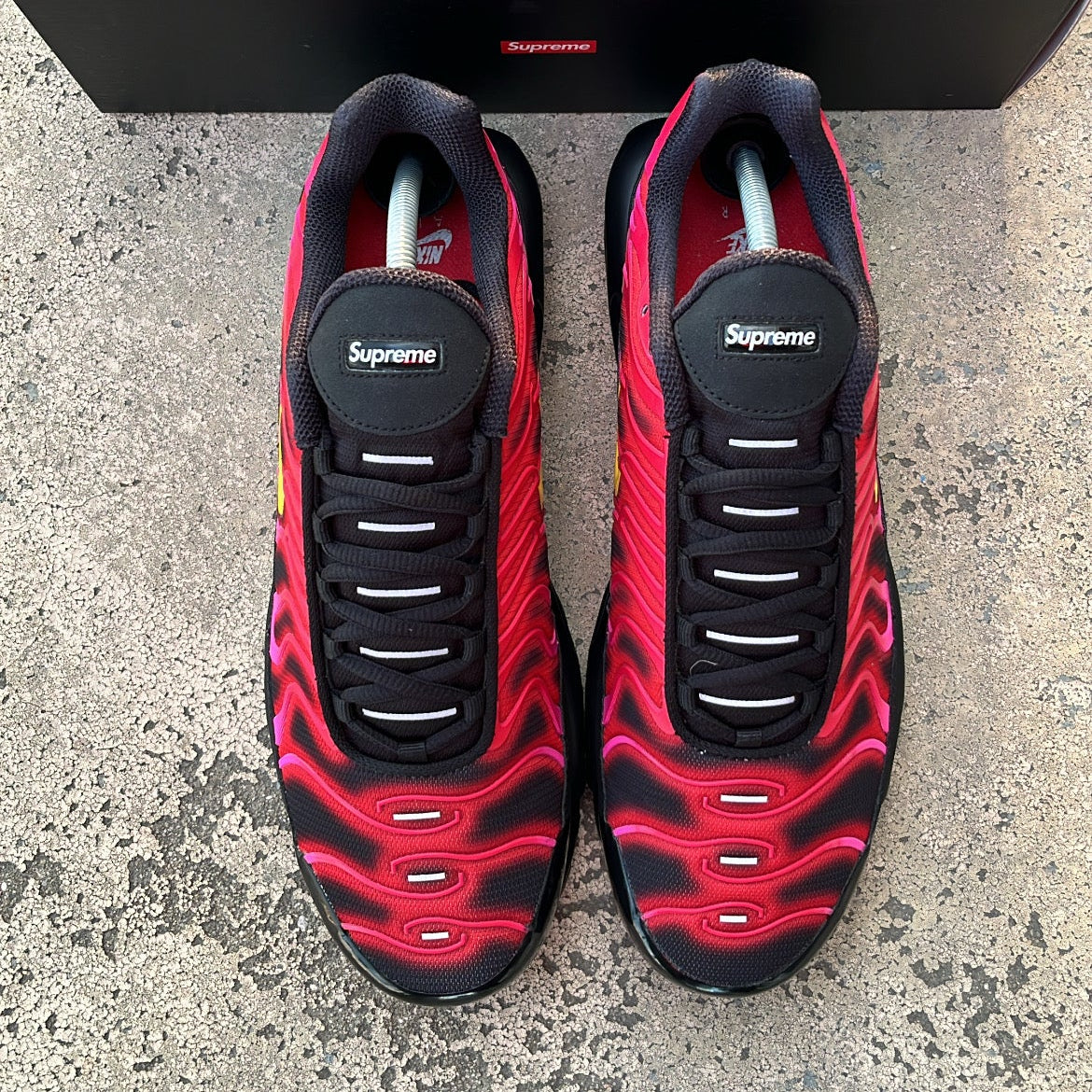 Tn Supreme Red - EU44.5 / US10.5 / UK9.5