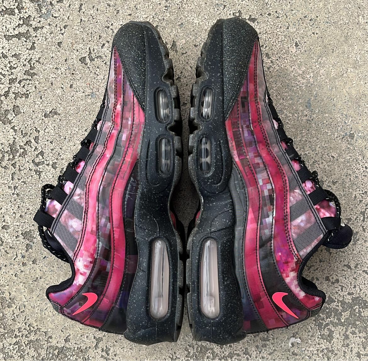 Air Max 95 Cherry Blossom - EU42 / US8.5 / UK7.5