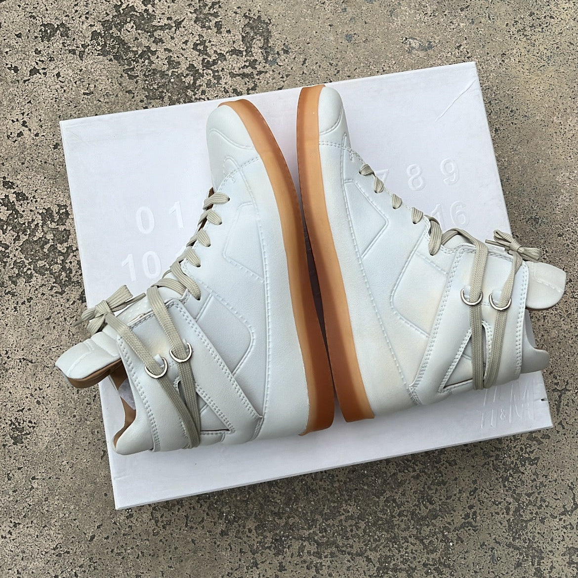 Maison Margiela x H&M High-Top White - EU40 / US7 / UK6