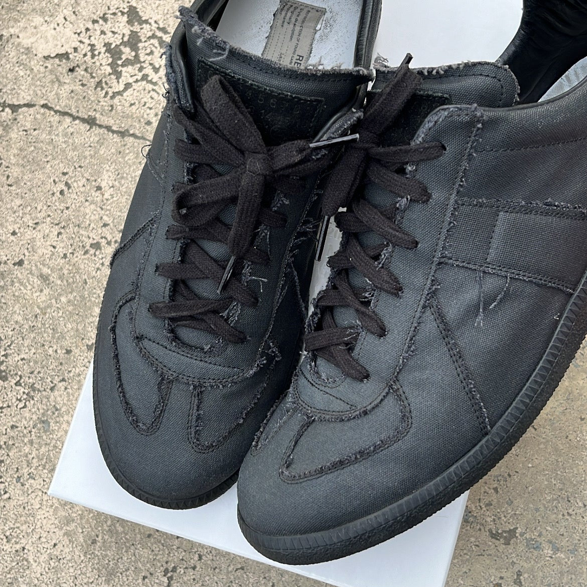 Maison Margiela GAT Distressed Canvas Black - EU45 / US11 / UK10