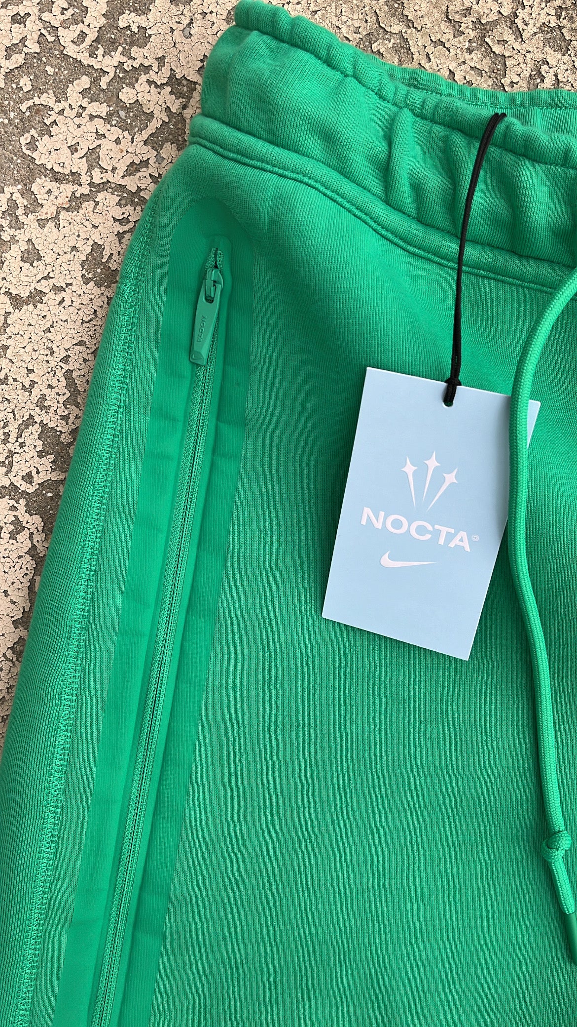 Jogging Nocta Tech - S