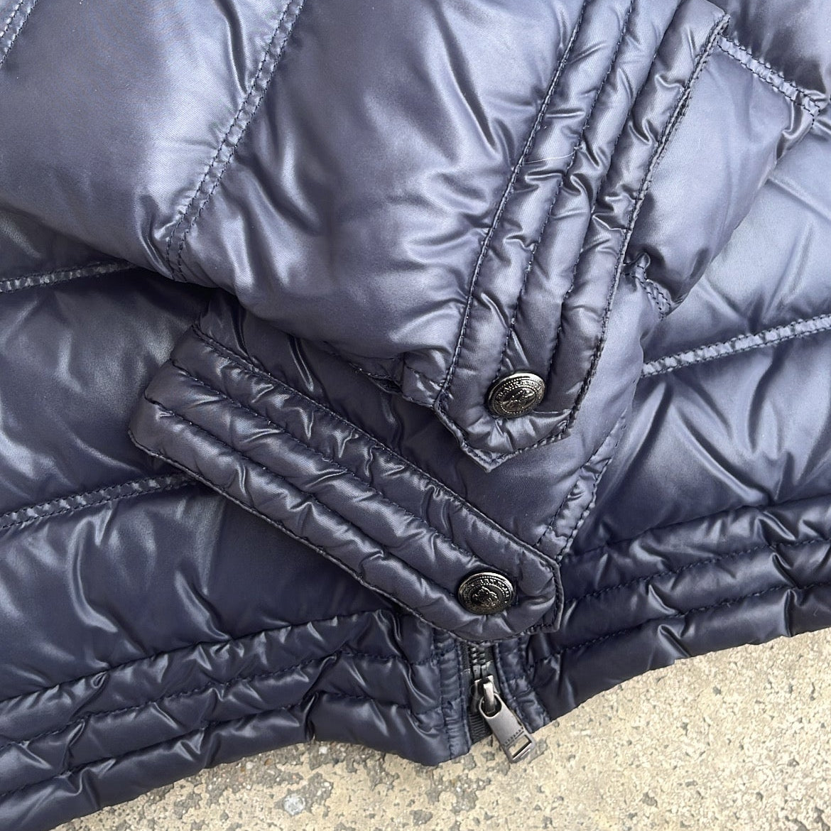 Burberry Black Label Glossy Navy Blue Jacket - M - Real Silver Fox Fur