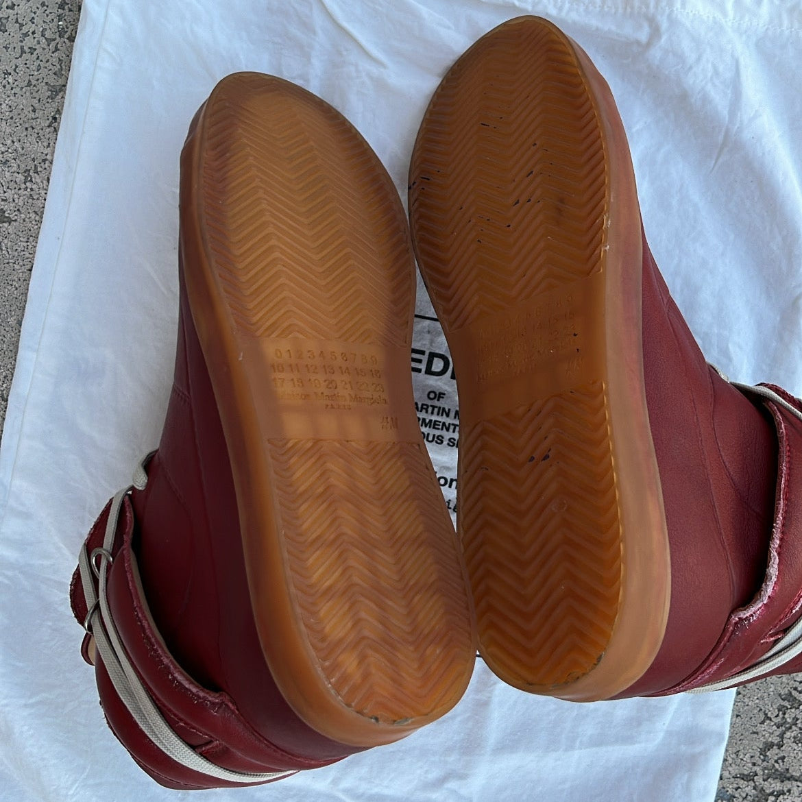 Maison Margiela x H&M High-Top Red - EU44 / US10.5 / UK9.5