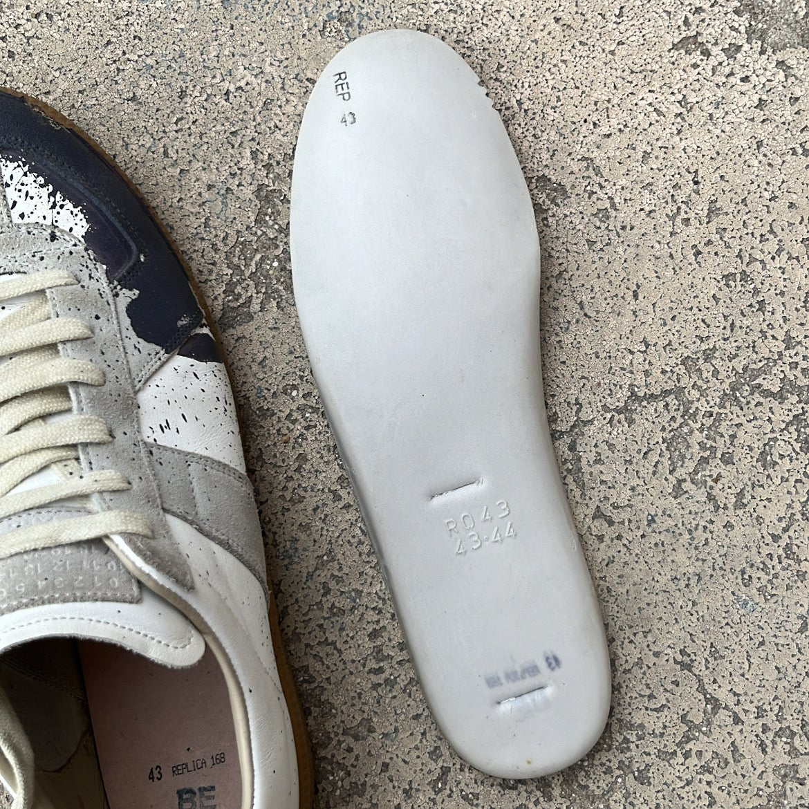 Maison Margiela GAT Paint Splatter Blue - EU43 / US9.5 / UK8.5