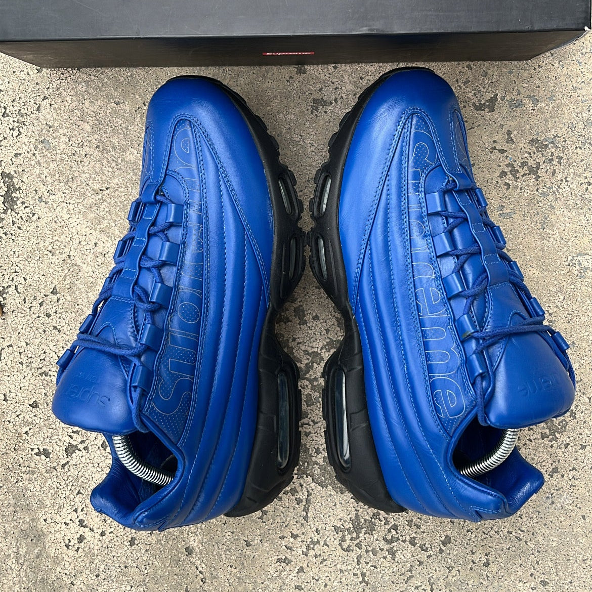 Air Max 95 Supreme Blue - EU42.5 / US9 / UK8