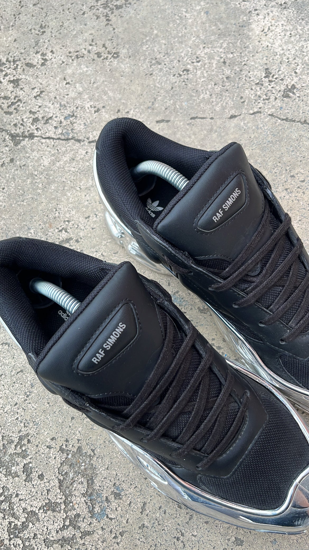 Adidas Ozweego Raf Simons Black - EU42 / US8.5 / UK7.5