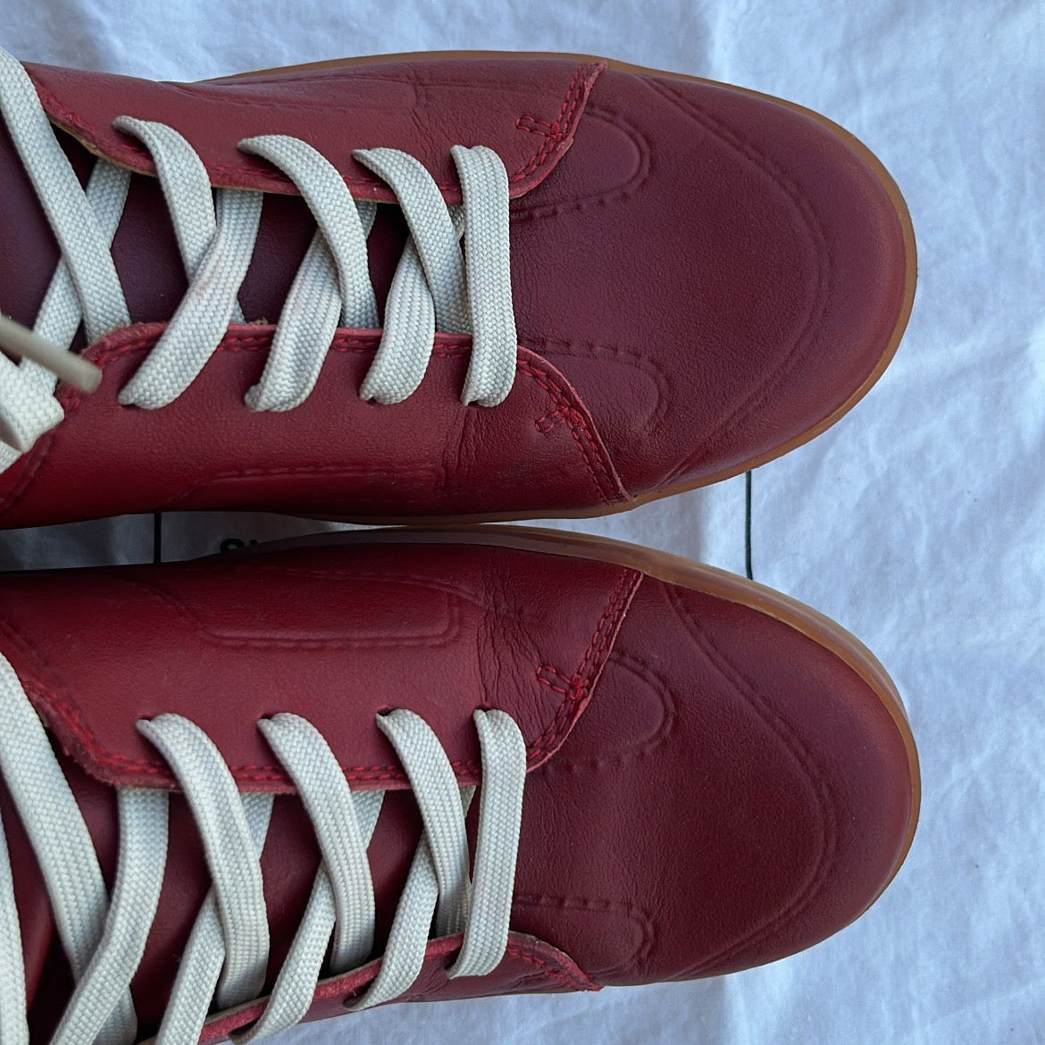 Maison Margiela x H&M High-Top Red - EU44 / US10.5 / UK9.5