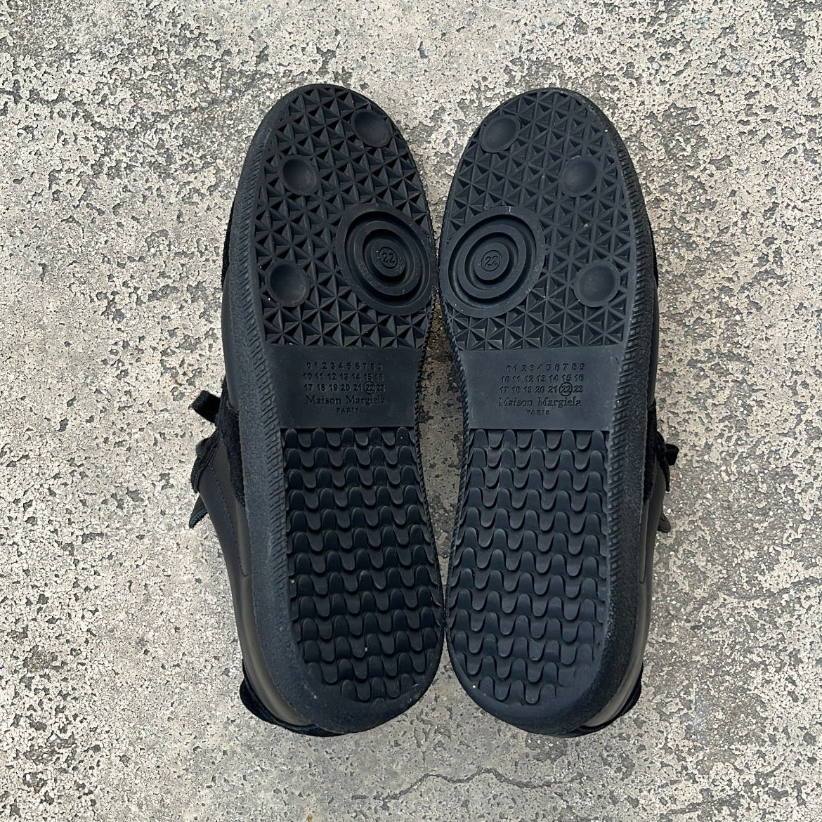 Maison Margiela GAT Triple Black - EU42 / US8.5 / UK7.5