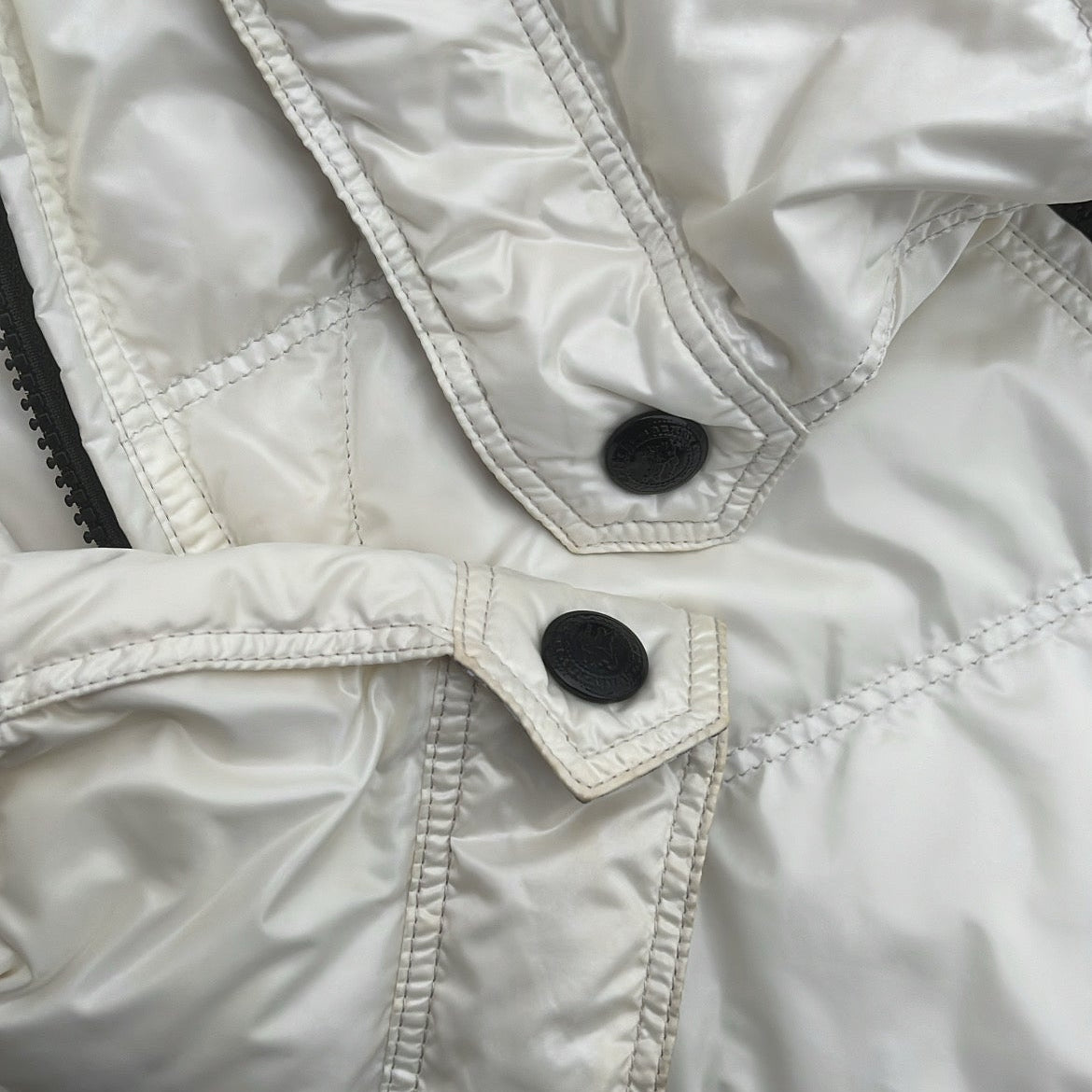 Burberry Black Label Glossy White Jacket - M - Real Silver Fox Fur
