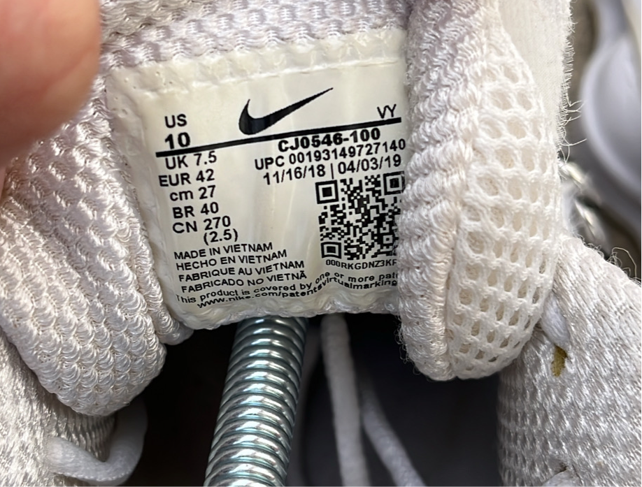 Shox CDG White - EU42 / US8.5 / UK7.5