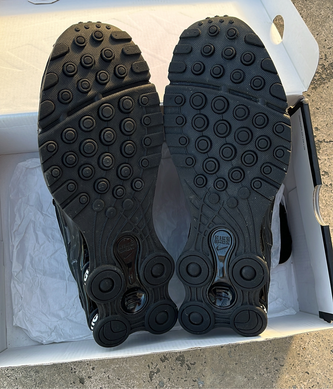 Shox Supreme Black - EU44.5 / US10.5 / UK9.5