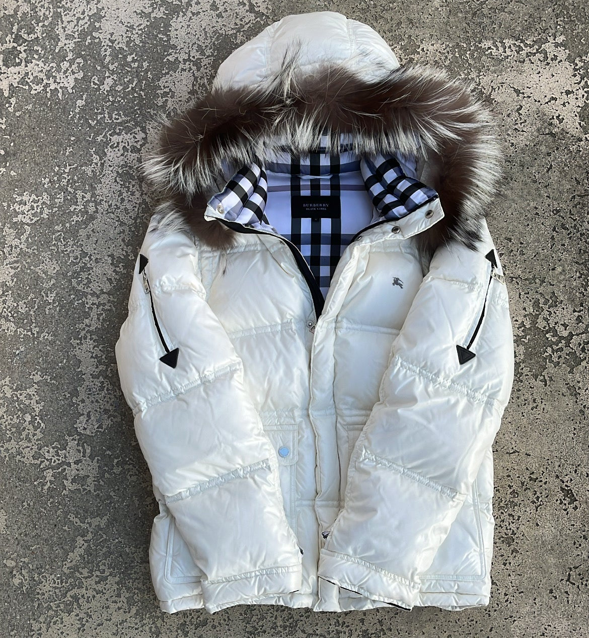 Burberry Black Label Glossy White Jacket - M - Real Silver Fox Fur