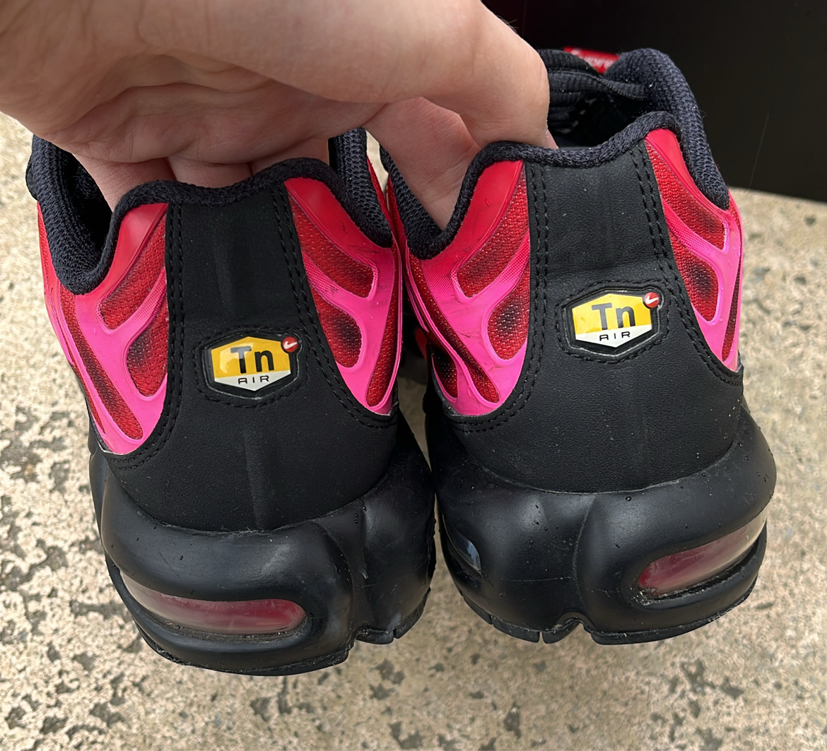 Tn Supreme Red - EU43 / US9.5 / UK8.5