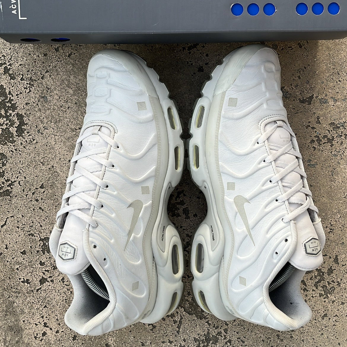 TN A Cold Wall White - EU44.5 / US10.5 / UK9.5