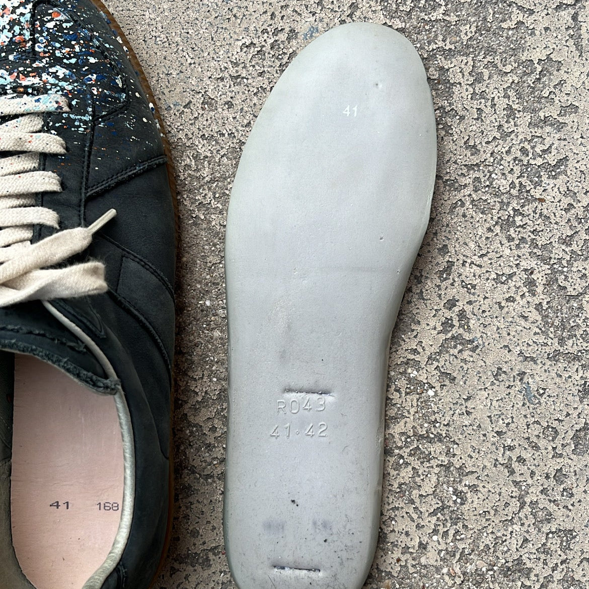 Maison Margiela GAT Paint Splatter Black - EU41 / US8 / UK7