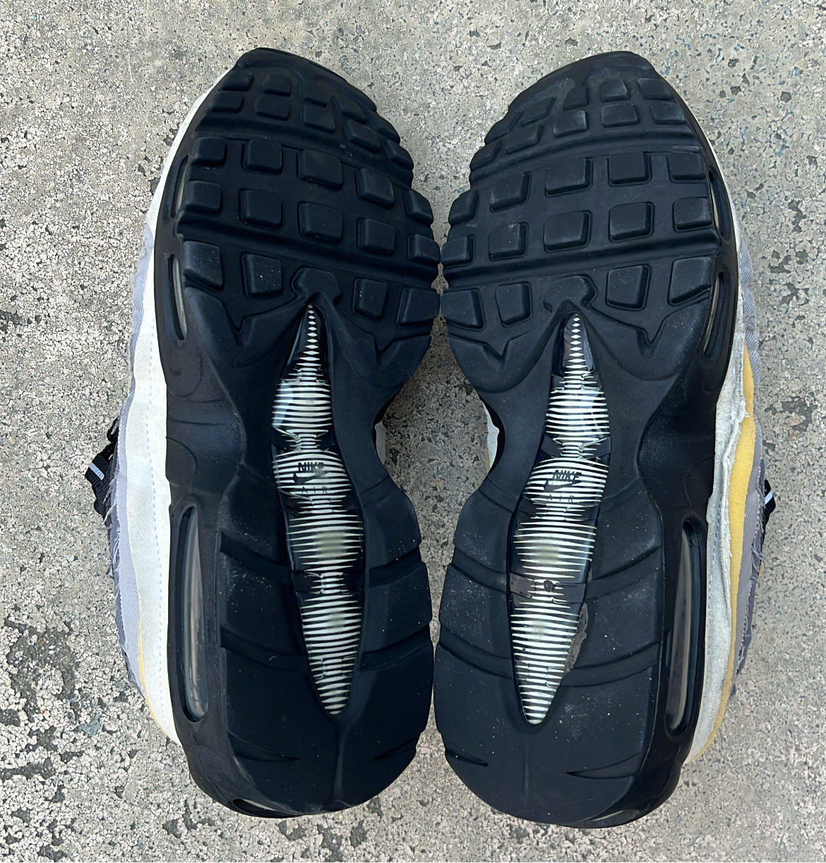 Air Max 95 CDG Grey - EU42 / US8.5 / UK7.5
