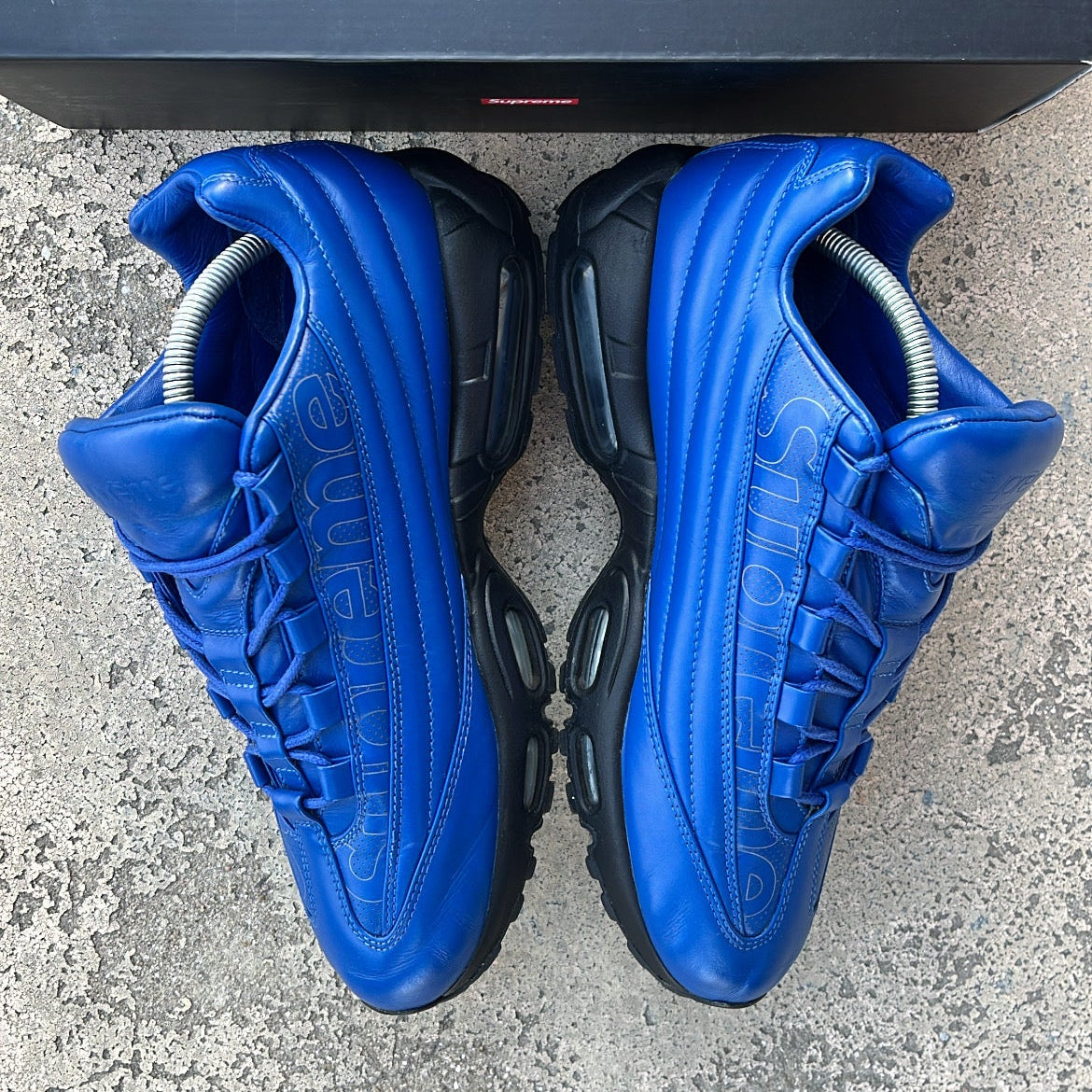 Air Max 95 Supreme Blue - EU42.5 / US9 / UK8
