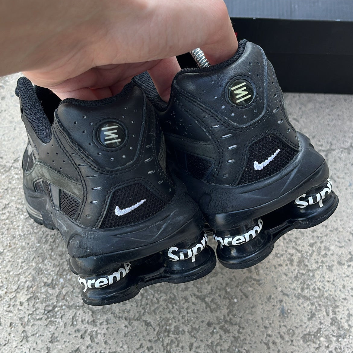 Shox Supreme Black - EU43 / US9.5 / UK8.5