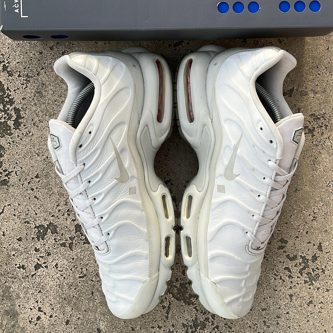 TN A Cold Wall White - EU44.5 / US10.5 / UK9.5