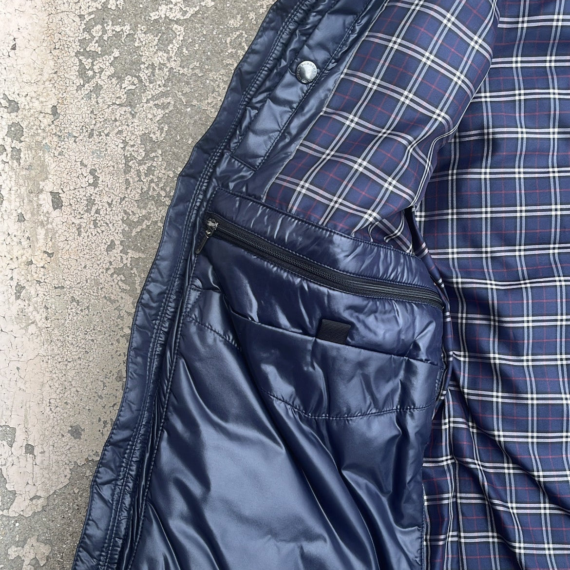 Burberry Black Label Glossy Navy Blue Jacket - M - Real Silver Fox Fur