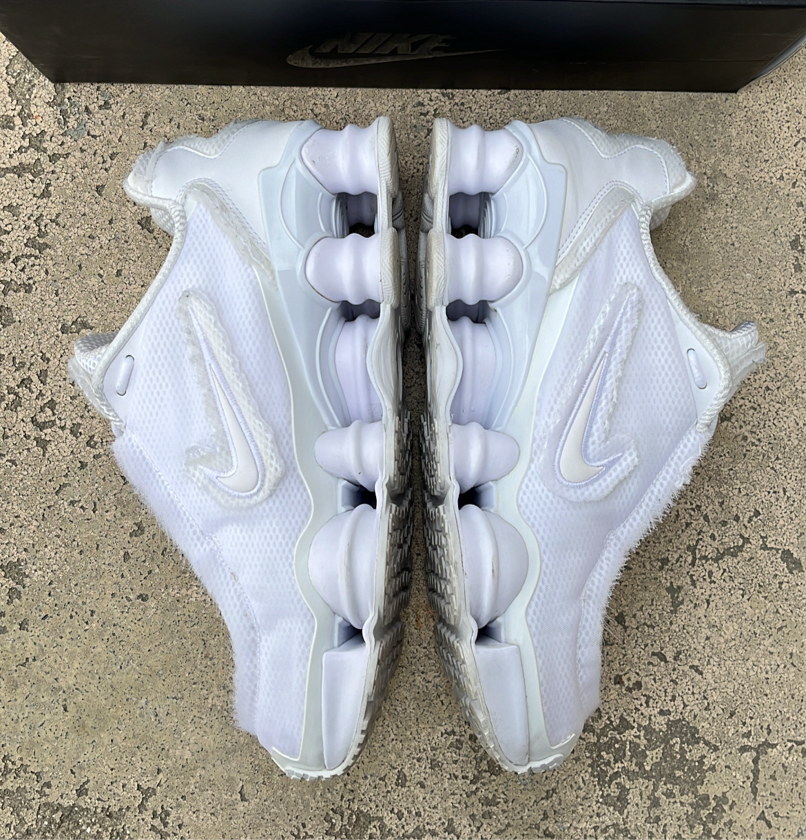 Shox CDG White - EU42 / US8.5 / UK7.5