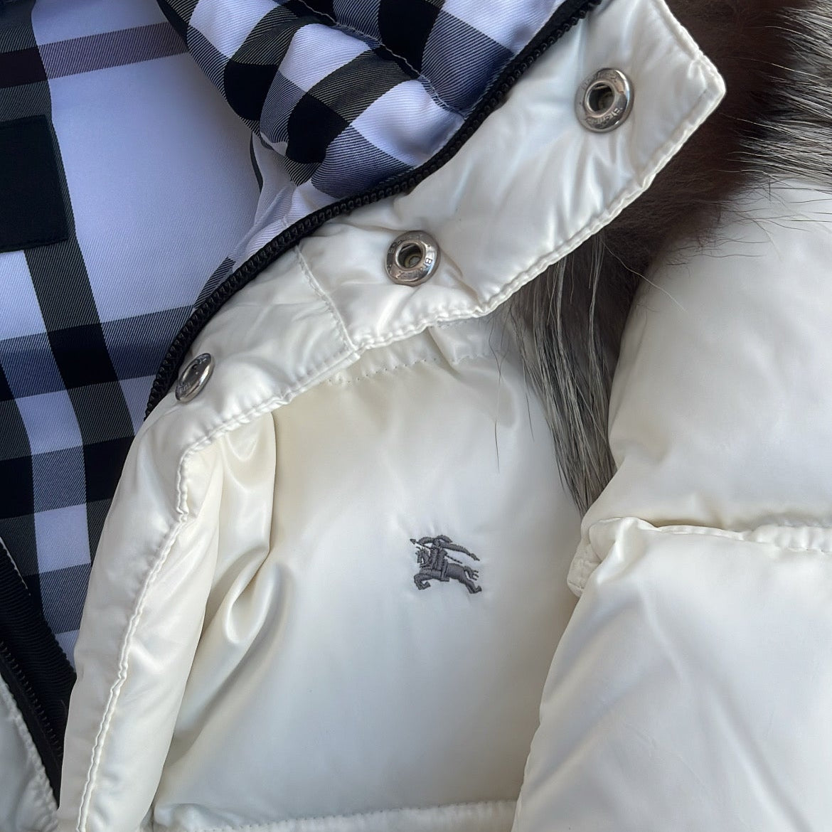 Burberry Black Label Glossy White Jacket - M - Real Silver Fox Fur