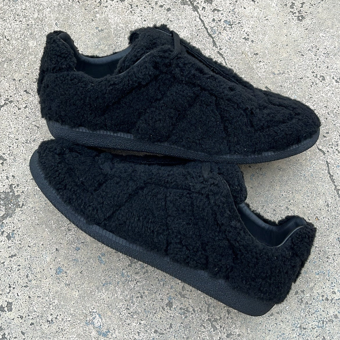 Maison Margiela GAT Shearling Black - EU43 / US9.5 / UK8.5