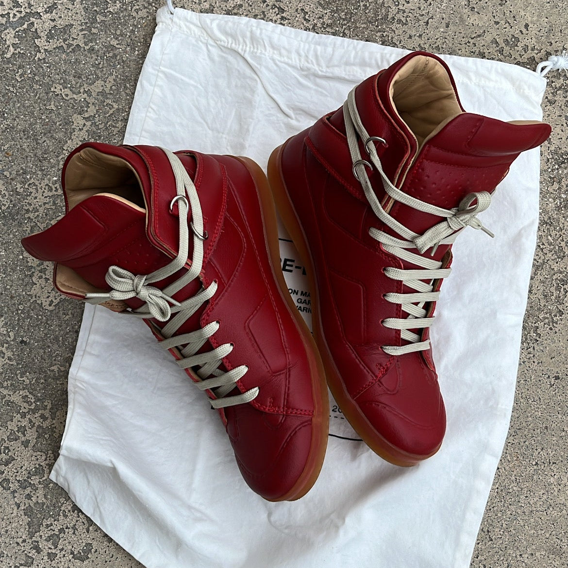 Maison Margiela x H&M High-Top Red - EU42 / US8.5 / UK7.5