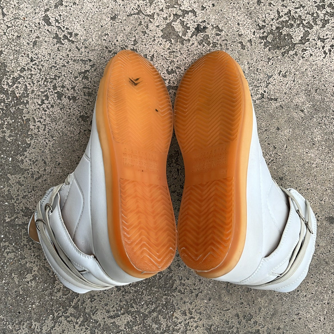 Maison Margiela x H&M High-Top White - EU42 / US9 / UK8