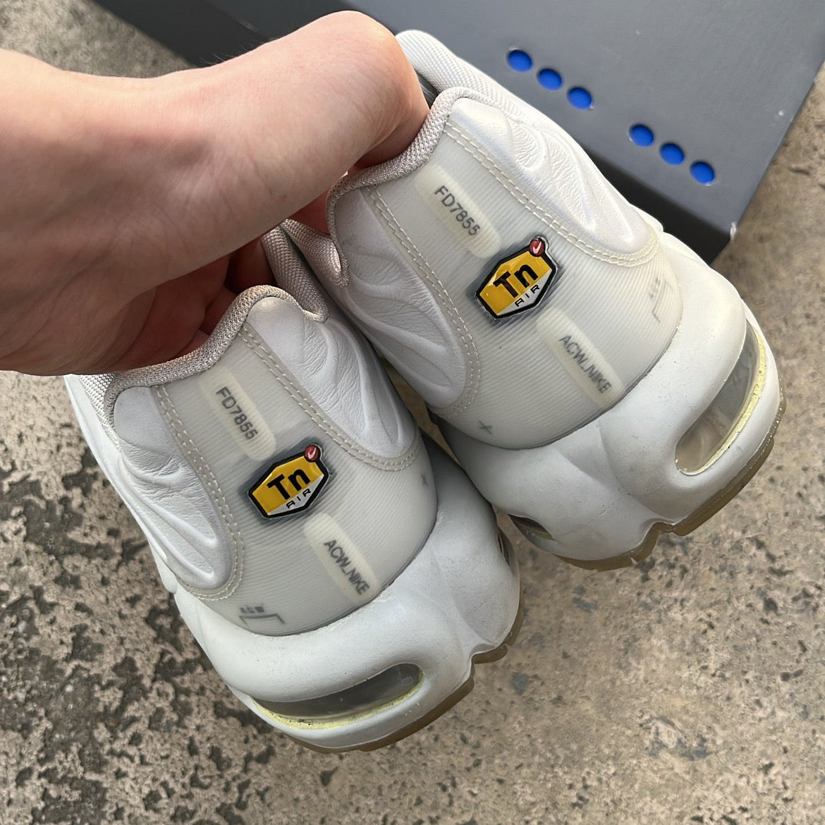 TN A Cold Wall White - EU44.5 / US10.5 / UK9.5