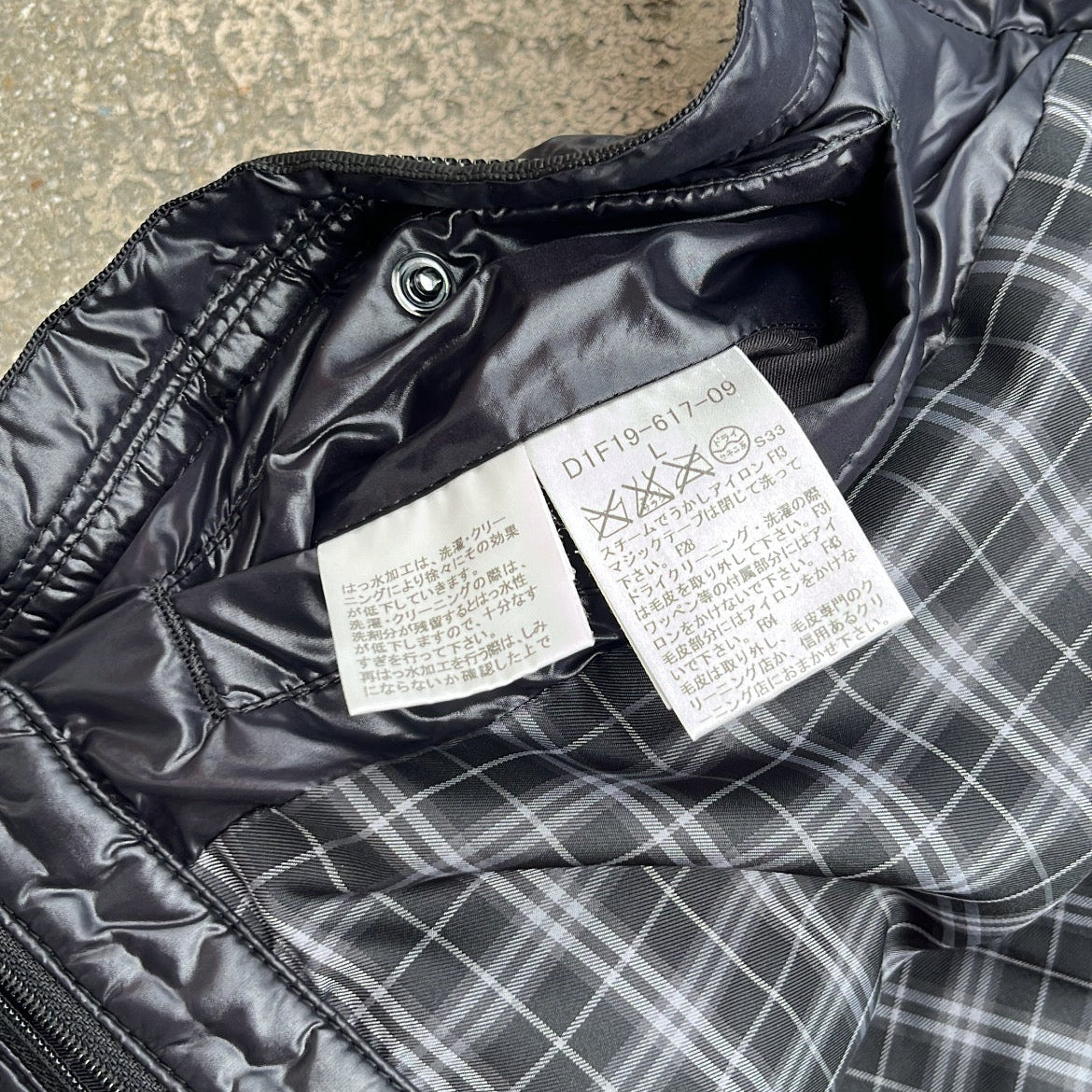 Burberry Black Label Glossy Black Jacket - L - Silver Fox Fur