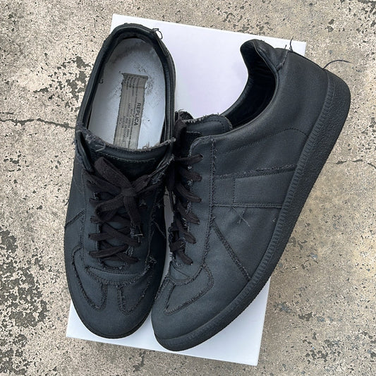 Maison Margiela GAT Distressed Canvas Black - EU45 / US11 / UK10