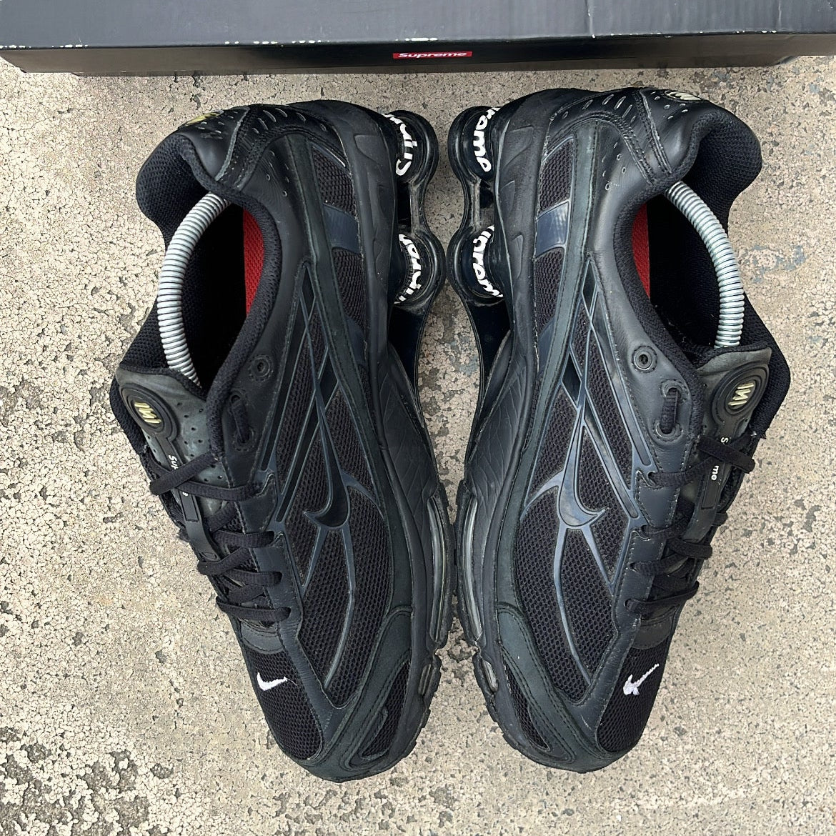 Shox Supreme Black - EU43 / US9.5 / UK8.5