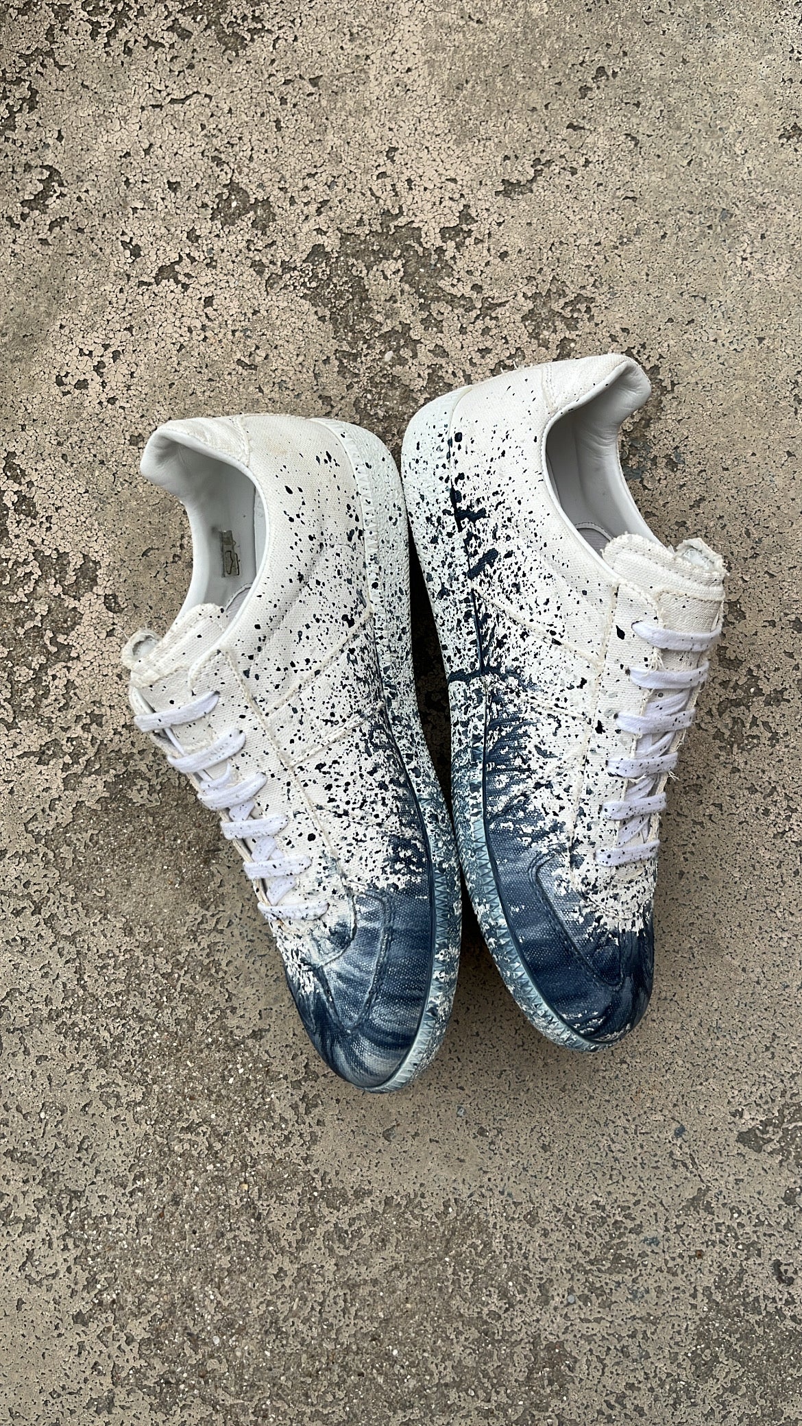 Maison Margiela GAT Paint Splatter Oil Blue - EU42 / US8.5 / UK7.5