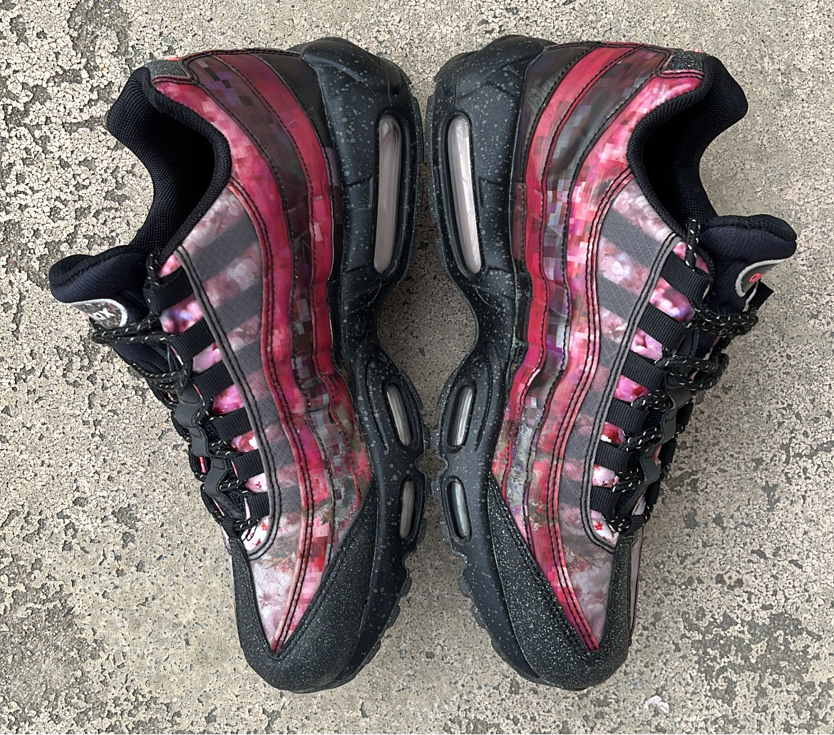 Air Max 95 Cherry Blossom - EU42 / US8.5 / UK7.5