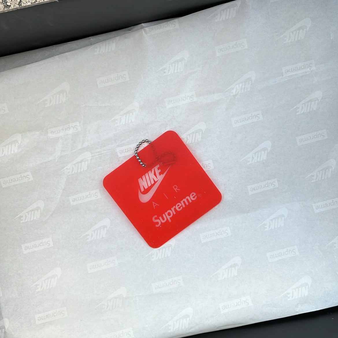 Tn Supreme Red - EU44.5 / US10.5 / UK9.5