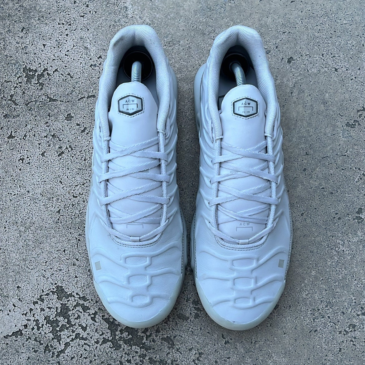 TN A Cold Wall White - EU42.5 / US9 / UK8