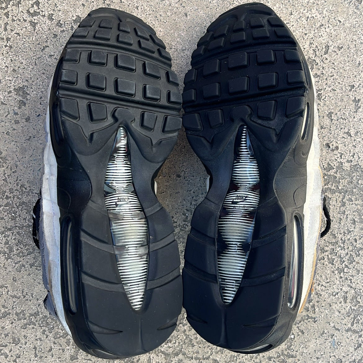 Air Max 95 CDG Grey - EU42.5 / US9 / UK8