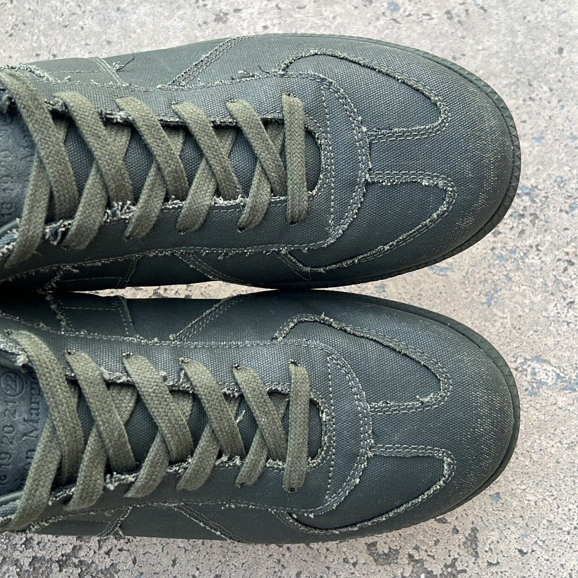 Maison Margiela GAT Distressed Canvas Green - EU41 / US8 / UK7