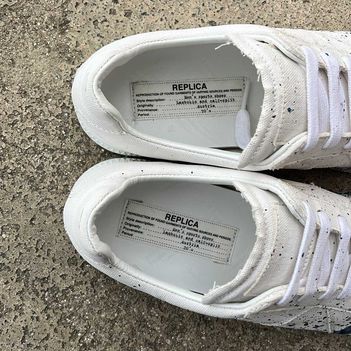 Maison Margiela GAT Paint Splatter Oil Blue - EU41 / US8 / UK7