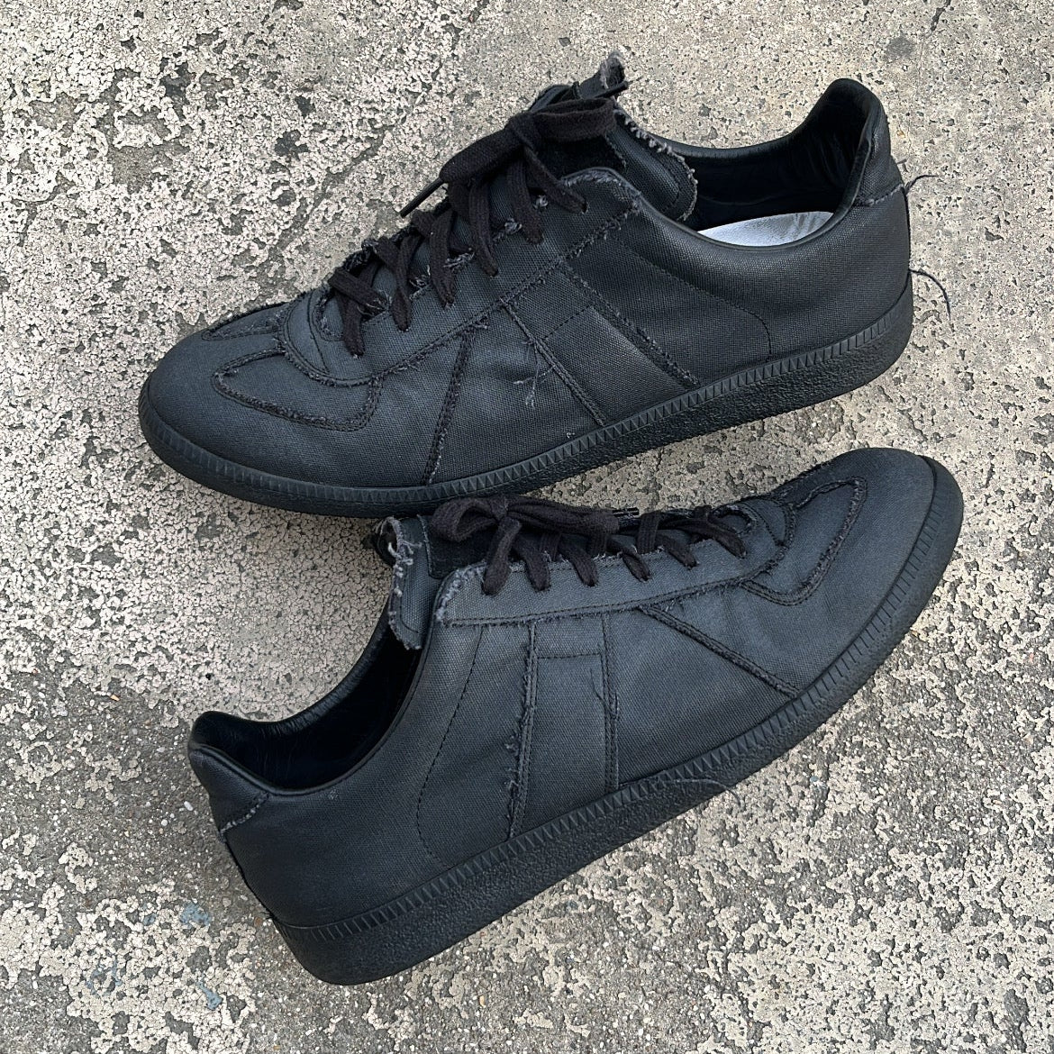 Maison Margiela GAT Distressed Canvas Black - EU45 / US11 / UK10