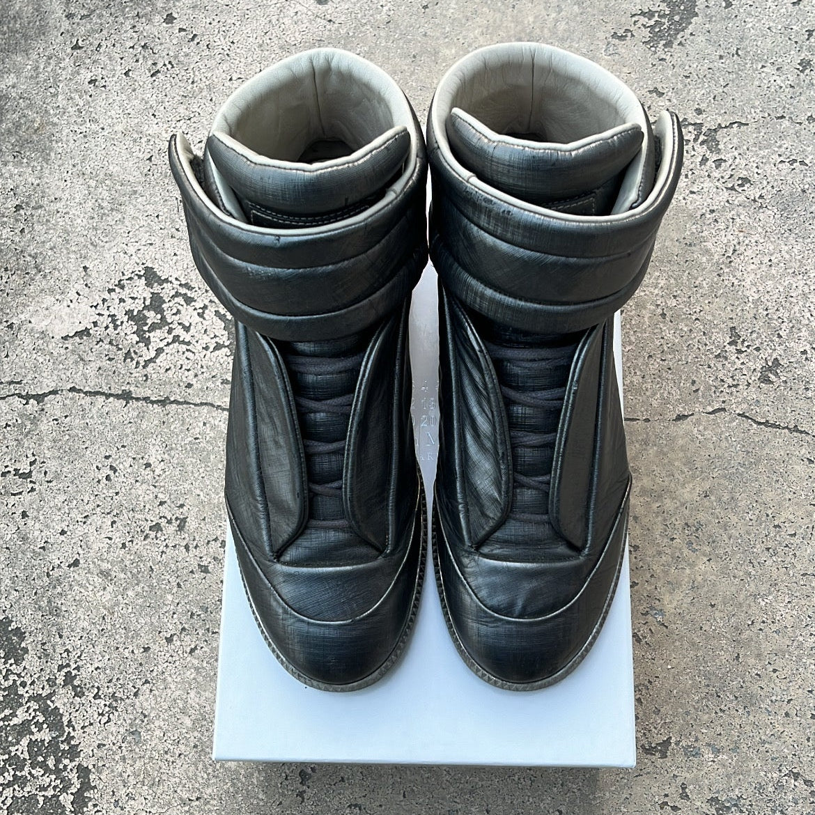 Maison Margiela Future Metallic - EU41 / US8 / UK7