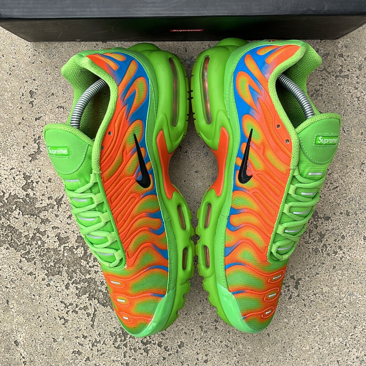 Tn Supreme Green - EU43 / US9.5 / UK8.5